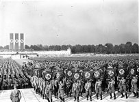 330px-Bundesarchiv_Bild_183-H12148,_Nürnberg,_Reichsparteitag.jpg